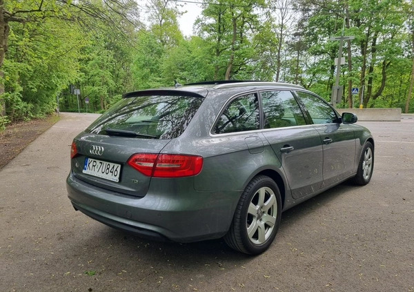 Audi A4 cena 44999 przebieg: 266700, rok produkcji 2014 z Kraków małe 46